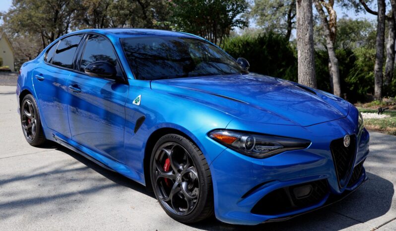 								2022 Alfa Romeo Giulia Quadrifoglio full									