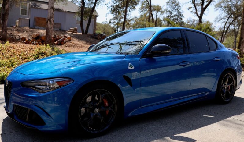 								2022 Alfa Romeo Giulia Quadrifoglio full									