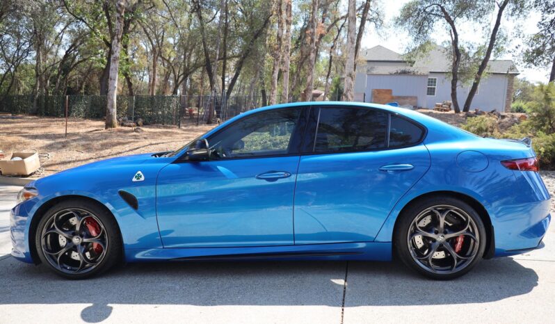 								2022 Alfa Romeo Giulia Quadrifoglio full									
