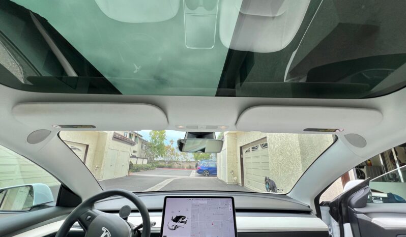 								2022 Tesla Model 3 Long Range AWD full									