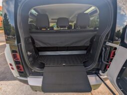 										2023 Land Rover Defender 90 S AWD full									