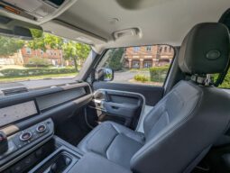 										2023 Land Rover Defender 90 S AWD full									