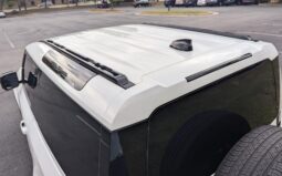 										2023 Land Rover Defender 90 S AWD full									