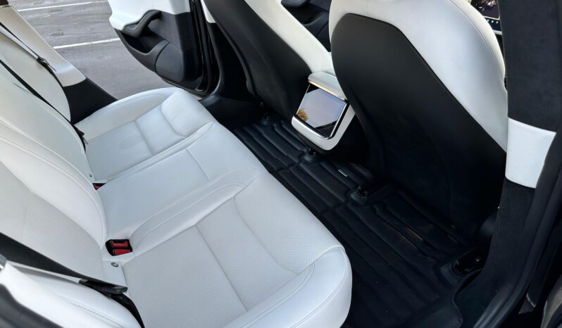 								2022 Tesla Model S Long Range AWD full									