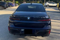 										2023 BMW i7 xDrive60 AWD full									