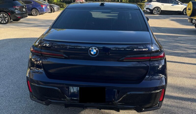 								2023 BMW i7 xDrive60 AWD full									