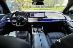 										2023 BMW i7 xDrive60 AWD full									