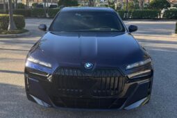 										2023 BMW i7 xDrive60 AWD full									