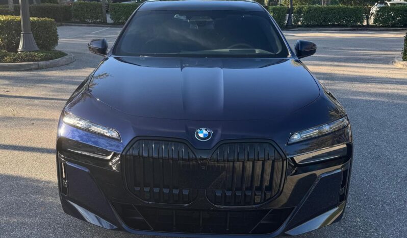 								2023 BMW i7 xDrive60 AWD full									