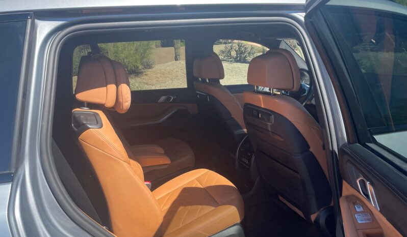 								2024 BMW X7 xDrive40i AWD full									