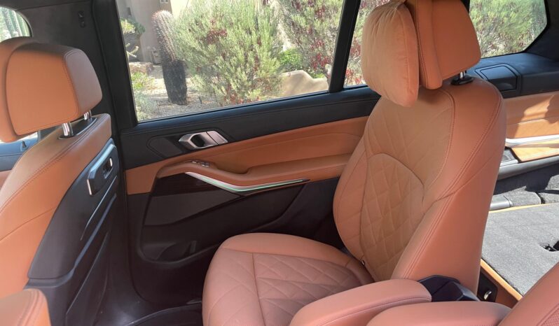 								2024 BMW X7 xDrive40i AWD full									