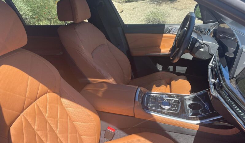 								2024 BMW X7 xDrive40i AWD full									