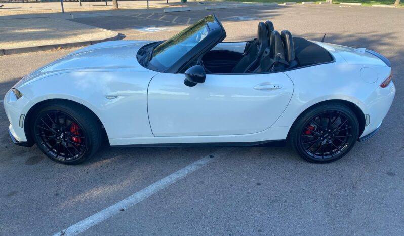 								2022 Mazda MX-5 Miata Club full									