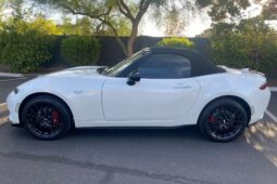 										2022 Mazda MX-5 Miata Club full									