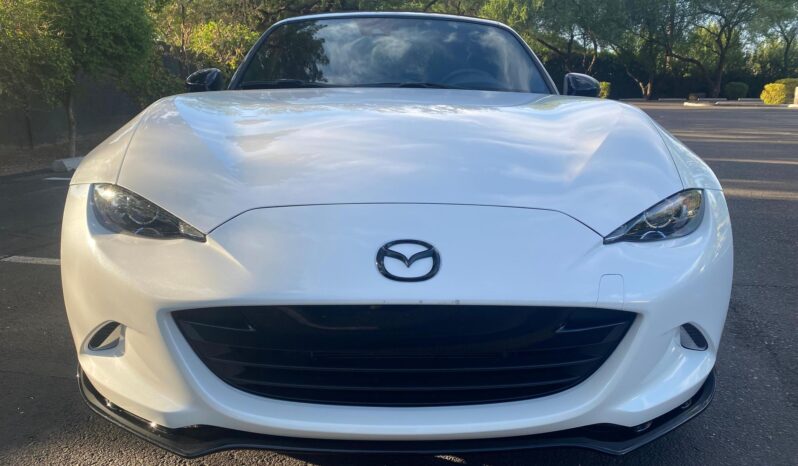 								2022 Mazda MX-5 Miata Club full									