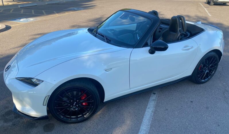 								2022 Mazda MX-5 Miata Club full									