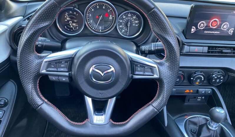 								2022 Mazda MX-5 Miata Club full									