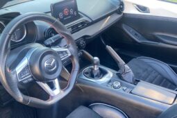 										2022 Mazda MX-5 Miata Club full									