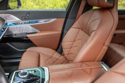 										2023 BMW i7 xDrive60 AWD full									