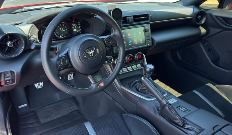 								2023 Toyota GR86 Premium full									