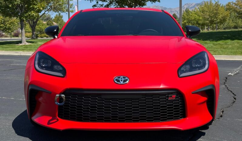 								2023 Toyota GR86 Premium full									