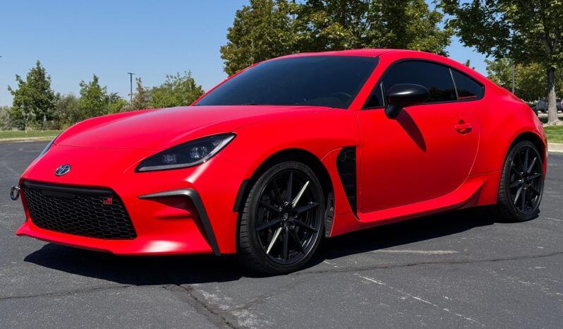 								2023 Toyota GR86 Premium full									