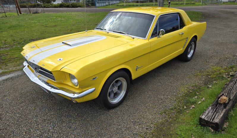 								1965 Ford Mustang Coupe 5-Speed full									