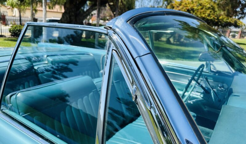 								1961 Lincoln Continental Convertible full									