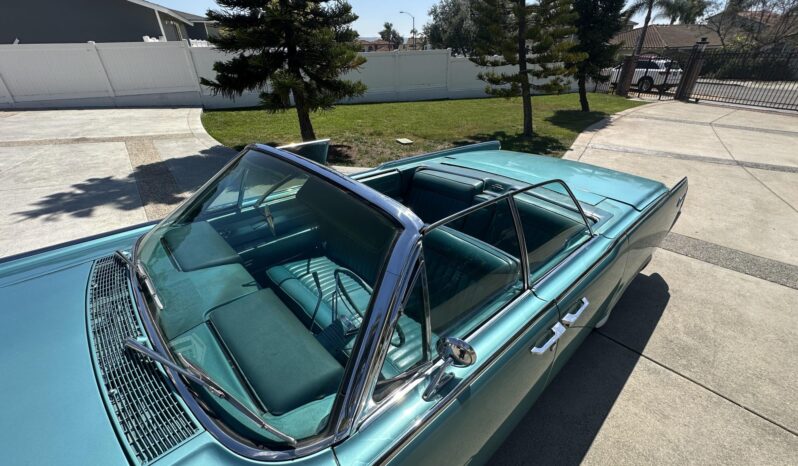 								1961 Lincoln Continental Convertible full									