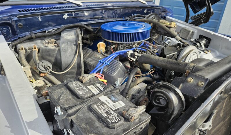 								1977 Ford F-250 Custom 4×4 4-Speed full									