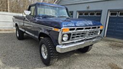 										1977 Ford F-250 Custom 4×4 4-Speed full									