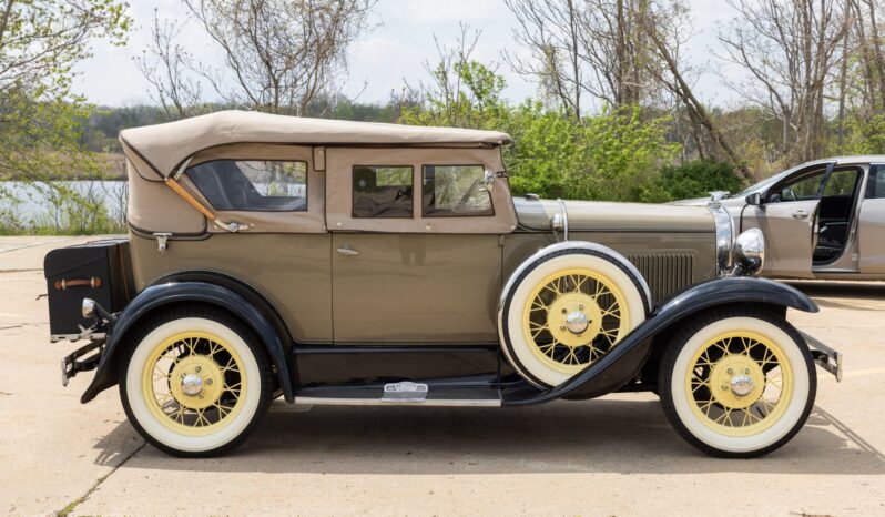 								1931 Ford Model A Deluxe Phaeton full									