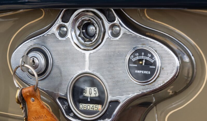 								1931 Ford Model A Deluxe Phaeton full									