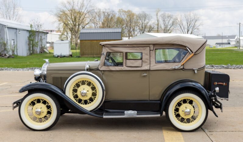 								1931 Ford Model A Deluxe Phaeton full									