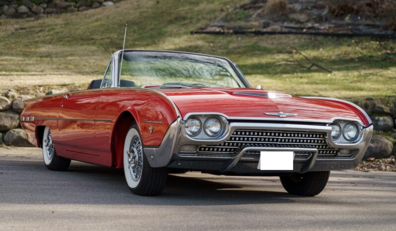 								1962 Ford Thunderbird Sports Roadster full									