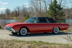										1962 Ford Thunderbird Sports Roadster full									
