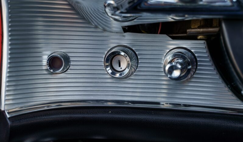 								1962 Ford Thunderbird Sports Roadster full									