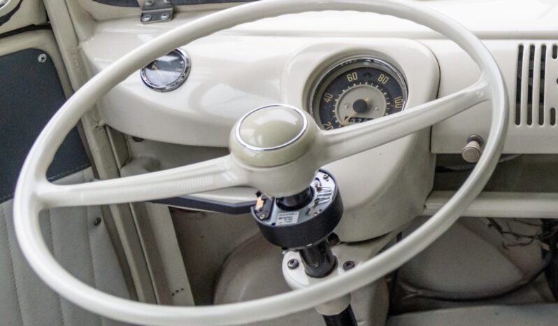 								1971 Volkswagen Type 2 Microbus 23-Window Conversion full									