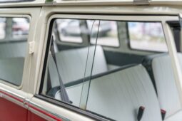 										1971 Volkswagen Type 2 Microbus 23-Window Conversion full									