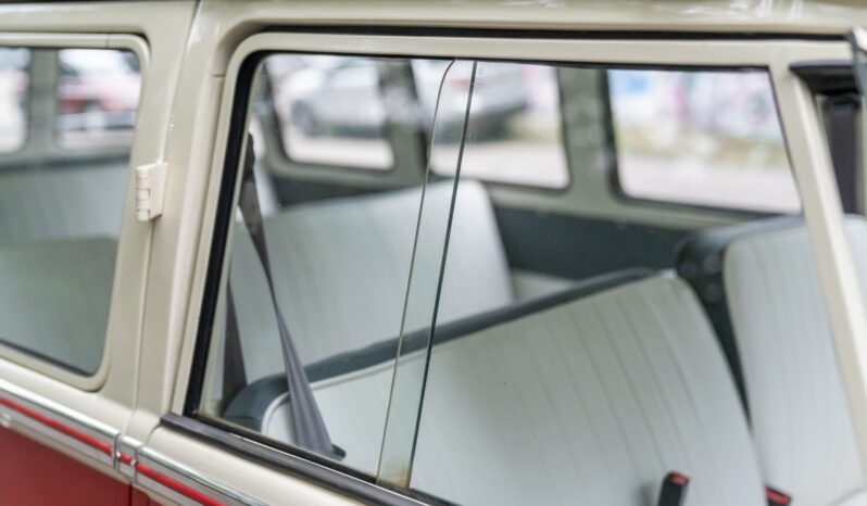								1971 Volkswagen Type 2 Microbus 23-Window Conversion full									
