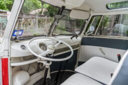 										1971 Volkswagen Type 2 Microbus 23-Window Conversion full									