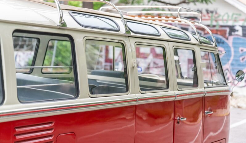								1971 Volkswagen Type 2 Microbus 23-Window Conversion full									