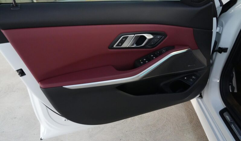 								2023 BMW 330e Plug-In Hybrid full									