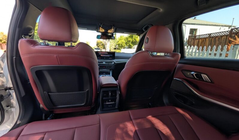 								2023 BMW 330e Plug-In Hybrid full									