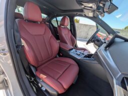 										2023 BMW 330e Plug-In Hybrid full									