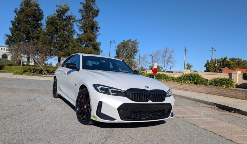 								2023 BMW 330e Plug-In Hybrid full									