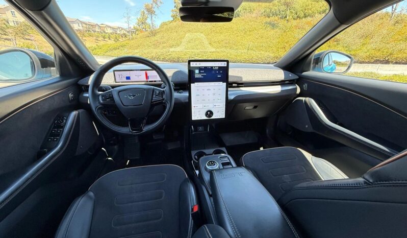 								2022 Ford Mustang Mach-E GT AWD full									