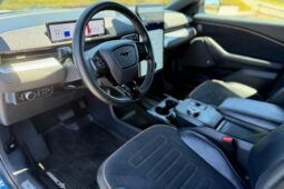 										2022 Ford Mustang Mach-E GT AWD full									