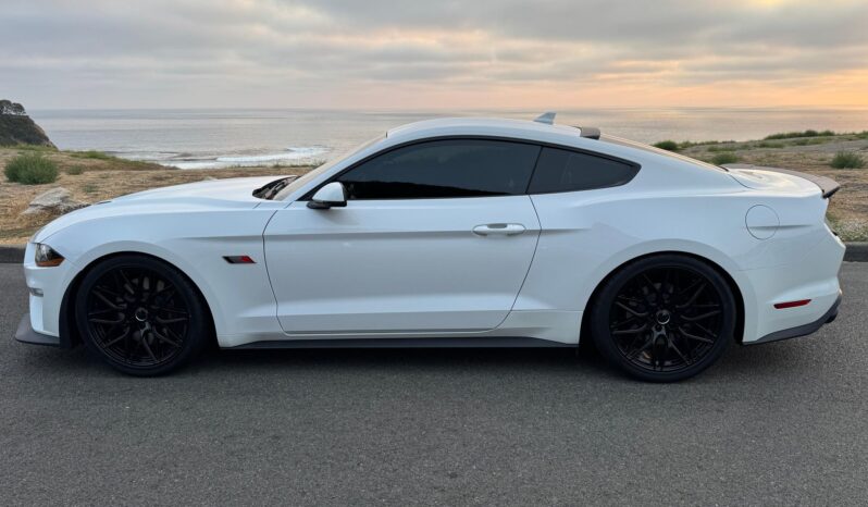 								2022 Ford Mustang Roush 450R Coupe full									