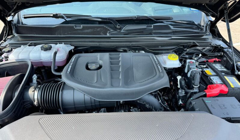 								2025 Ram 1500 RHO Crew Cab 4×4 Mopar Edition full									